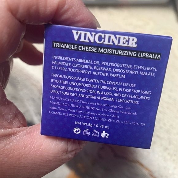 Vinciner Purple Cheese Lip Balm - Picture 8 of 11
